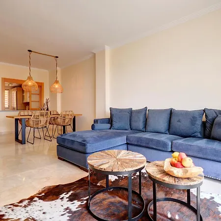 Panoramic Sea Views Penthouse Apartament Estepona