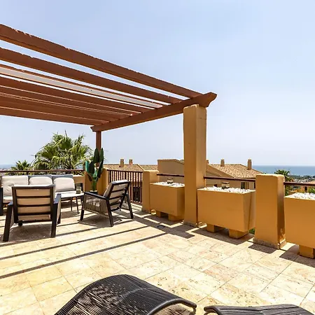 Panoramic Sea Views Penthouse Estepona