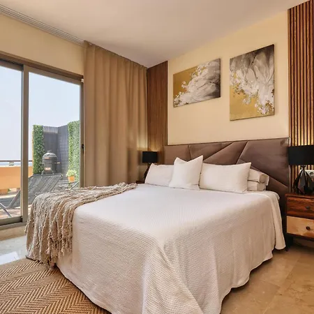 Panoramic Sea Views Penthouse Estepona