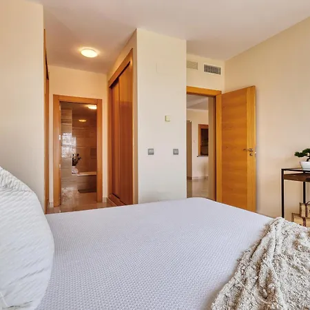 Panoramic Sea Views Penthouse *