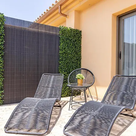 Panoramic Sea Views Penthouse Apartman *